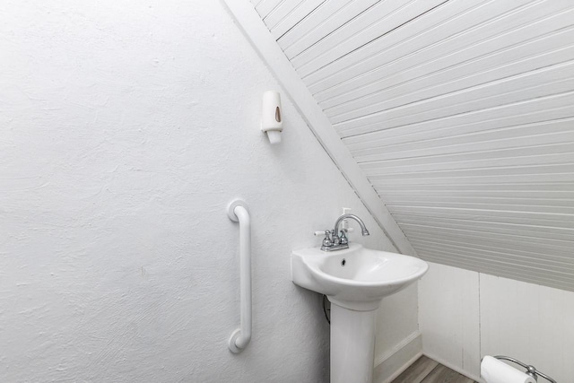 616 Elk St, Sabula, IA 52070 - view of bathroom