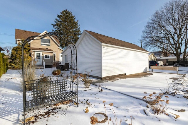 616 Elk St, Sabula, IA 52070 - view of snowy exterior