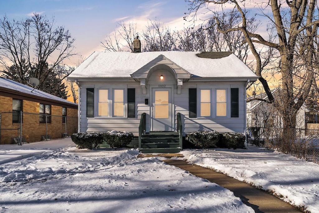 view of front of home