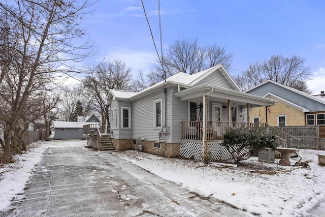 view of front of house featuring covered porch