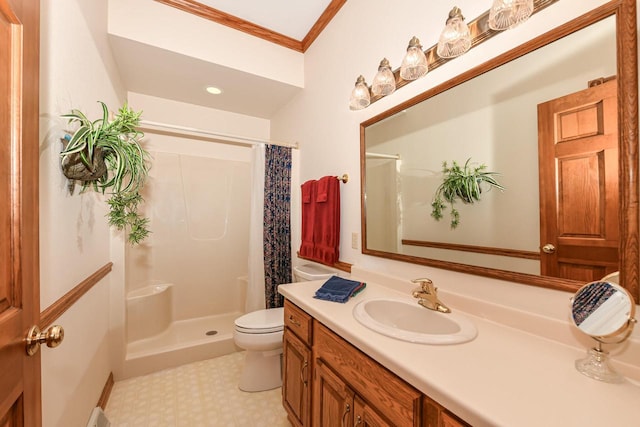 bathroom with a shower with curtain, vanity, toilet, and ornamental molding