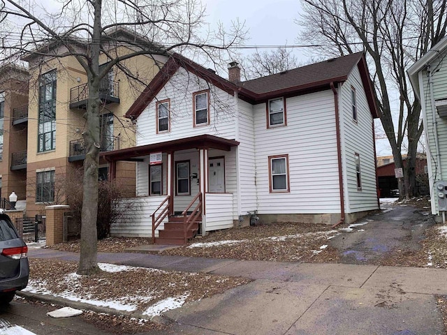 view of front of home