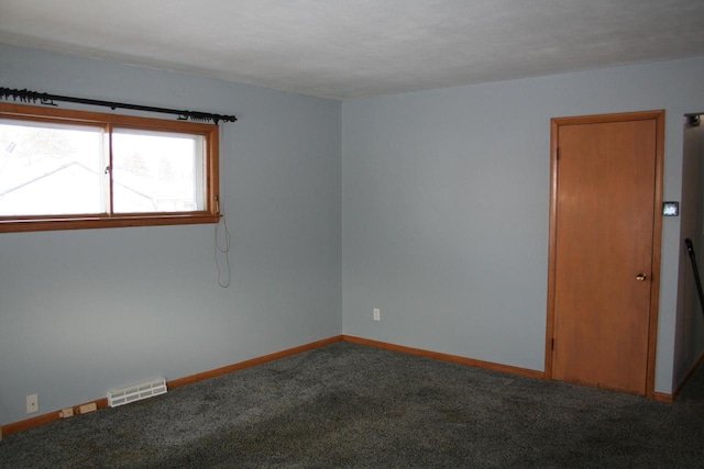 empty room with carpet