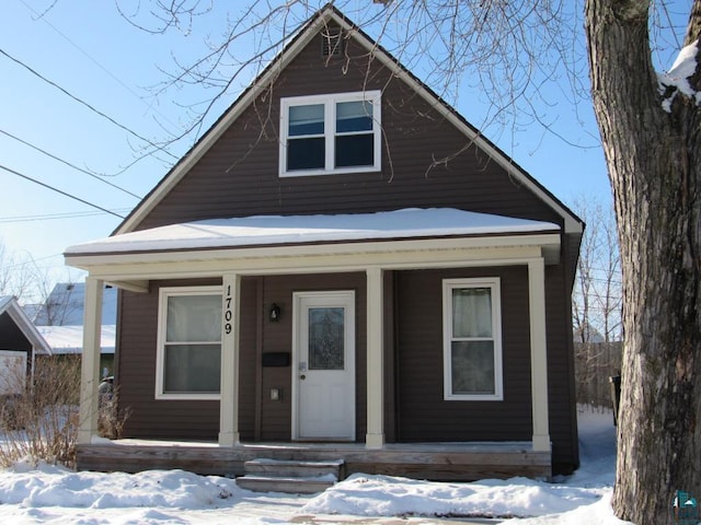 bungalow featuring a porch