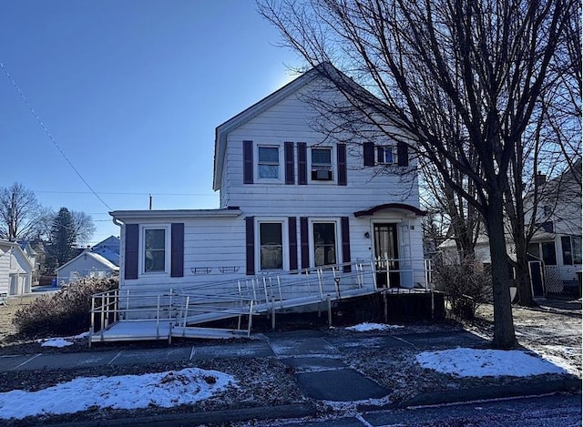 view of front of home