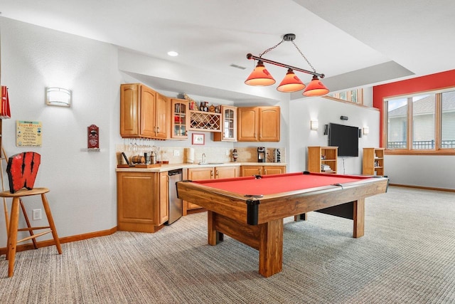 rec room with pool table, light colored carpet, and wet bar