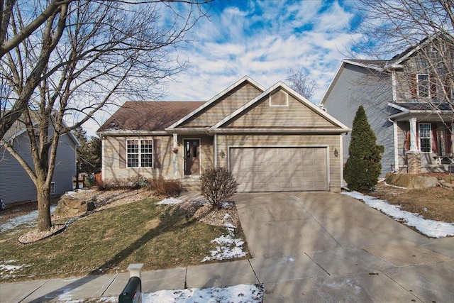 view of front facade featuring a garage