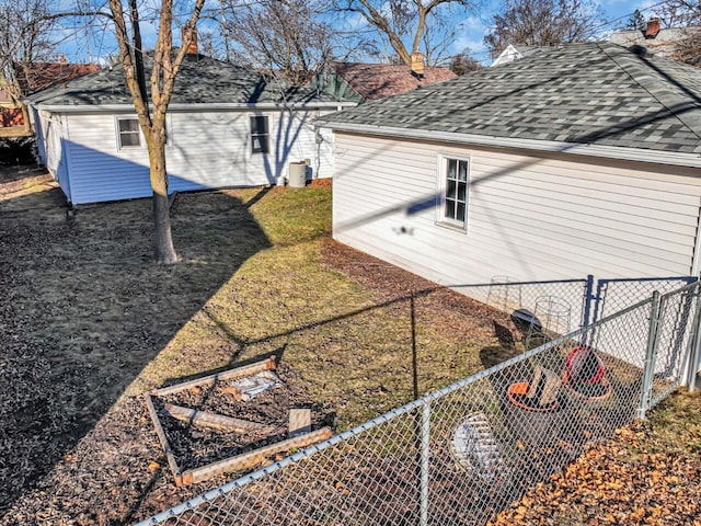 view of yard featuring central AC