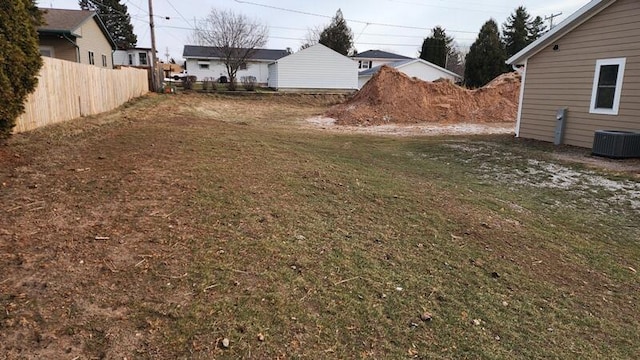 view of yard with central AC