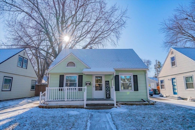 bungalow-style house with covered porch