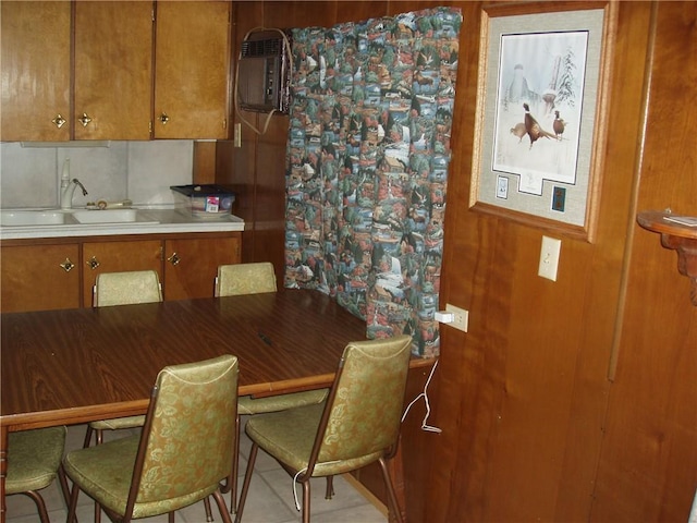 88270 County Highway F, Butternut, WI 54514 - dining room with sink