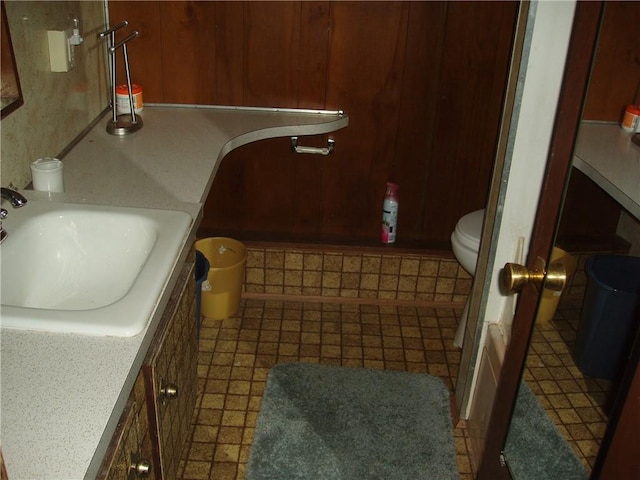 88270 County Highway F, Butternut, WI 54514 - bathroom featuring vanity and toilet