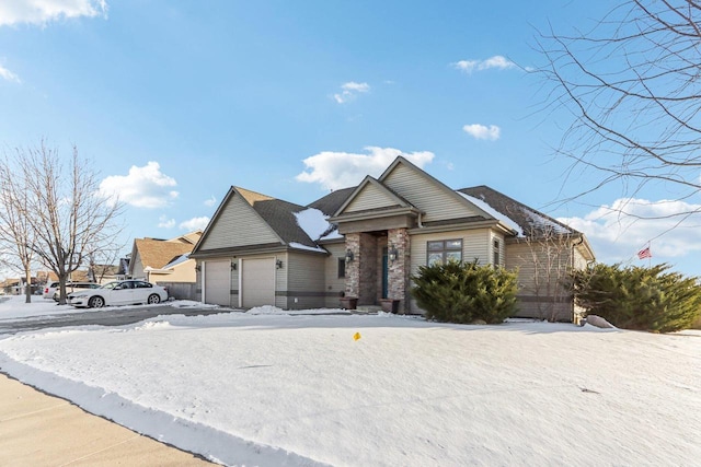 view of front of house featuring a garage