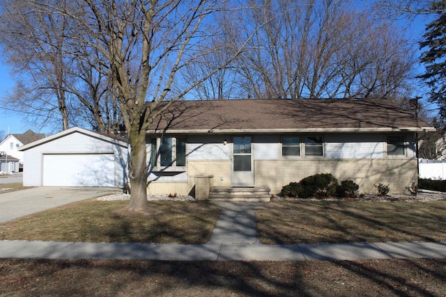 single story home featuring a garage