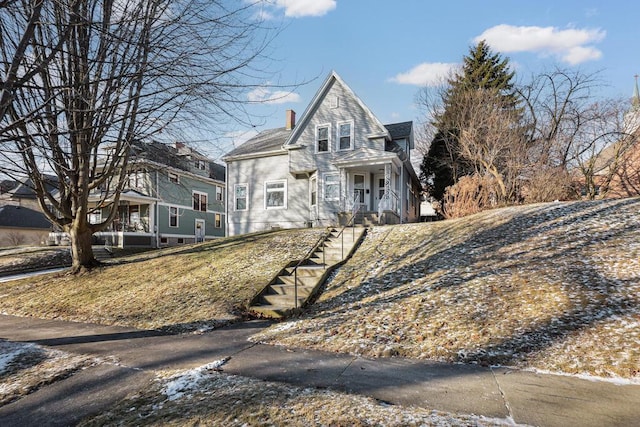 view of front of home