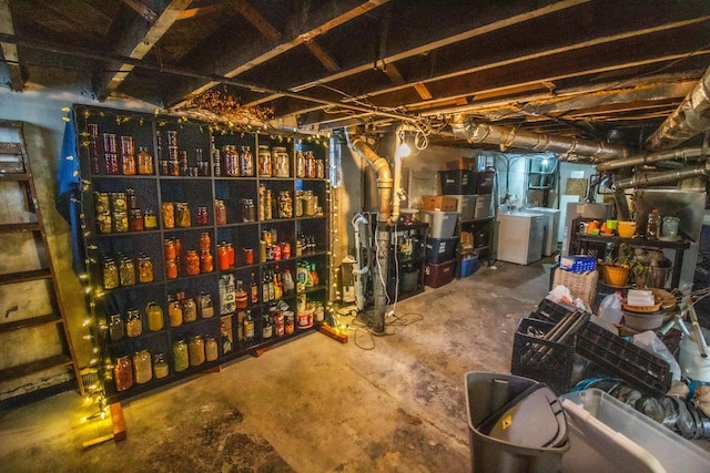 basement with washer and dryer