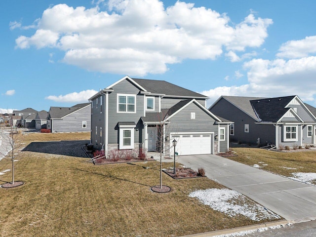 view of front of house featuring a front lawn