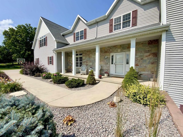 view of front of house with covered porch