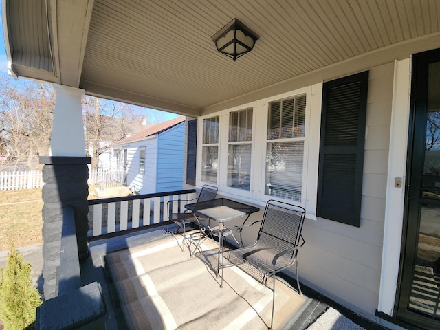 view of patio featuring covered porch