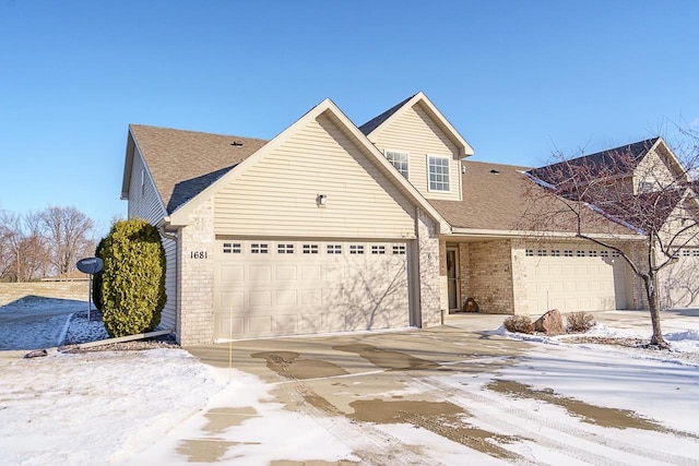 view of front facade with a garage