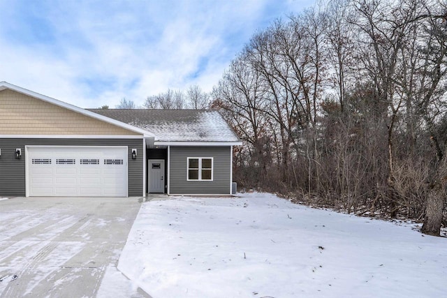 view of front of house featuring a garage