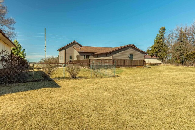 8325 S Avon Store Rd, Brodhead, WI 53520 - view of yard with fence
