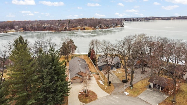 drone / aerial view with a water view