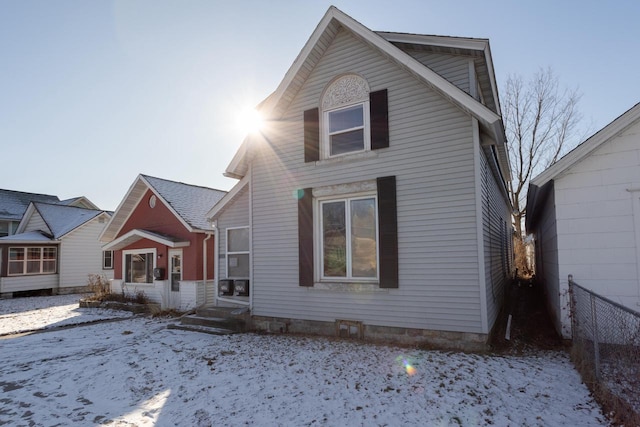 view of front of property