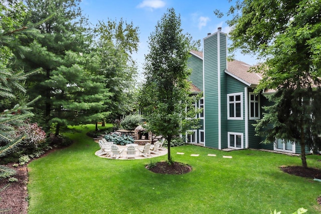 view of yard with a patio