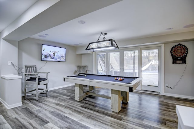 playroom with hardwood / wood-style floors and billiards