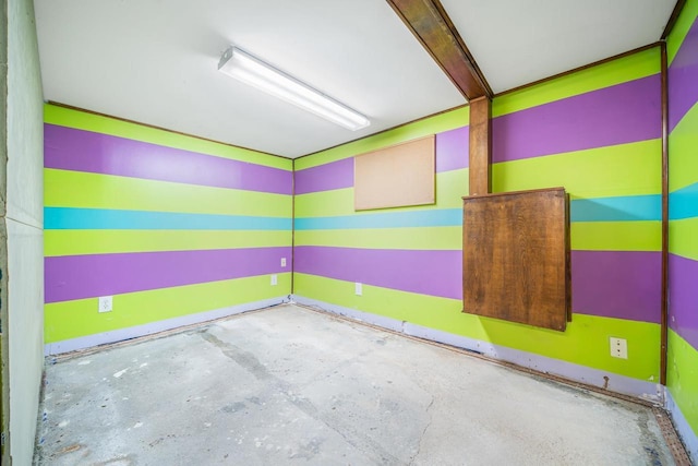 empty room featuring concrete floors