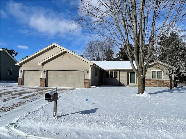 913 Elm Ave, Menomonie WI, 54751, 4 bedrooms, 3 baths house for sale