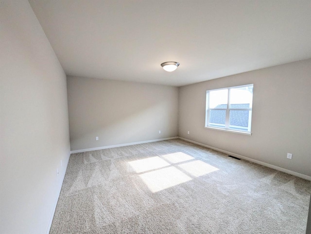 6839 Belle Fontaine Blvd, Middleton, WI 53562 - empty room featuring carpet floors and baseboards