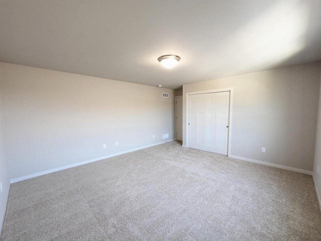 6839 Belle Fontaine Blvd, Middleton, WI 53562 - empty room featuring light colored carpet and baseboards