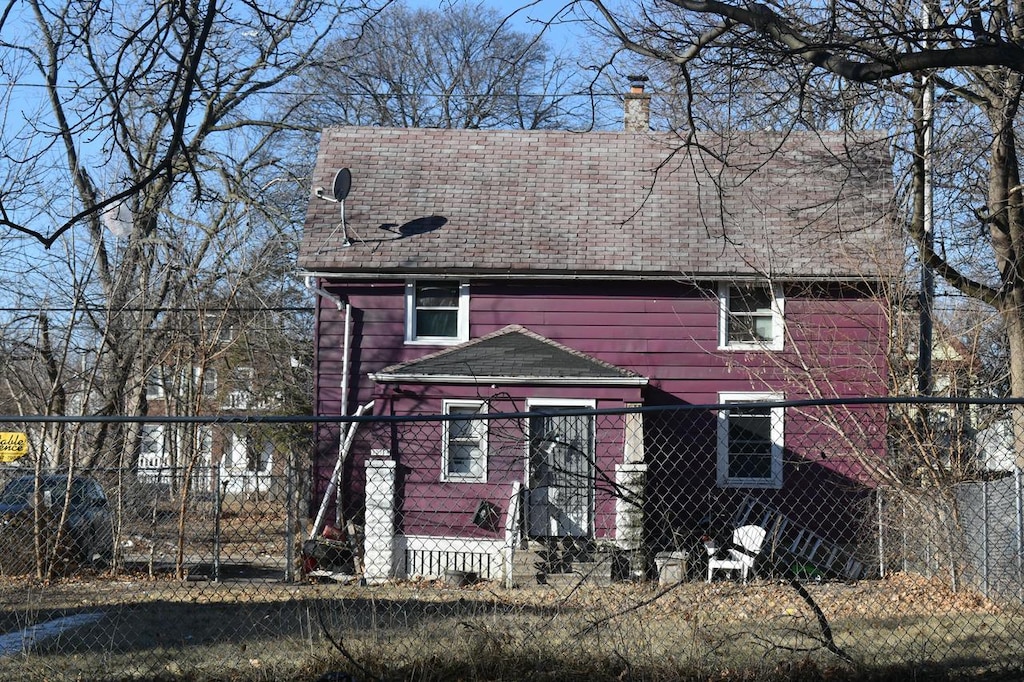 view of front of house