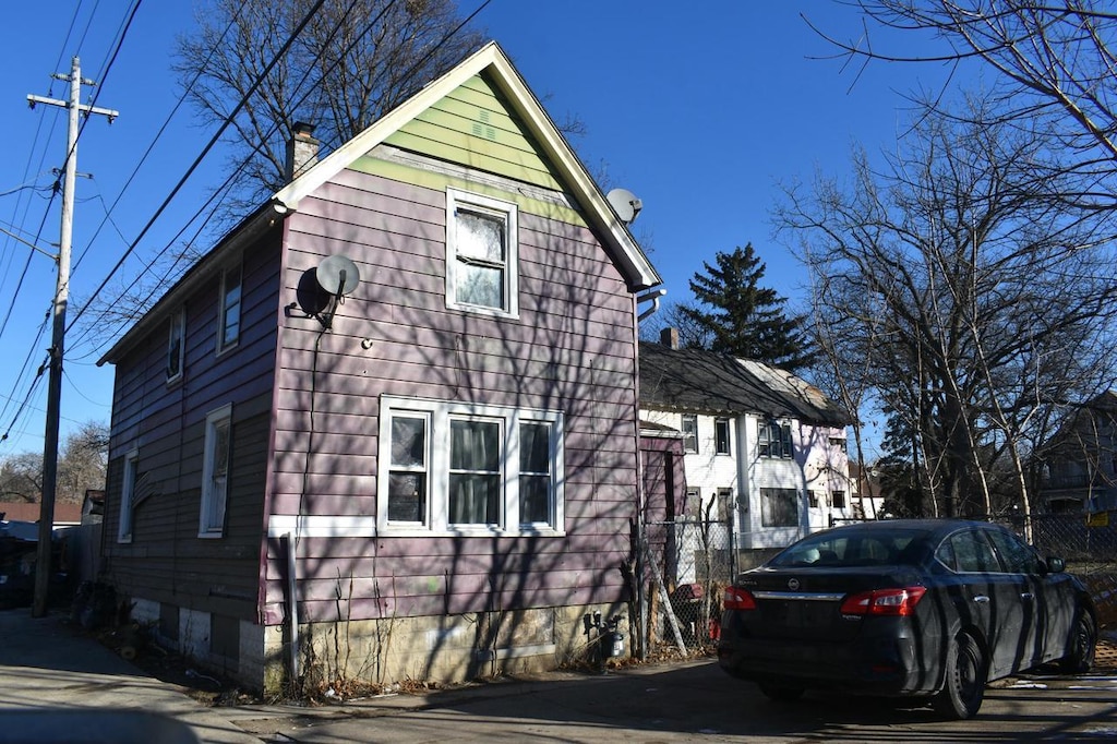 view of property exterior