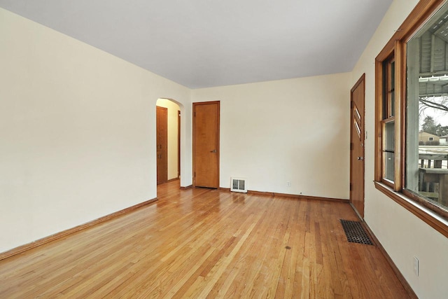 empty room featuring light hardwood / wood-style flooring