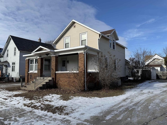 view of front of property