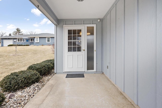 view of property entrance