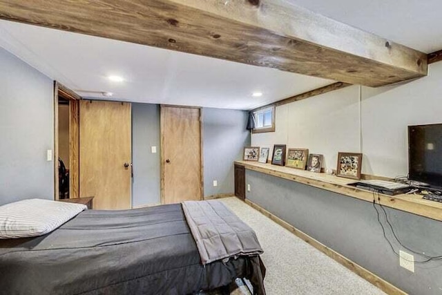 bedroom featuring carpet floors