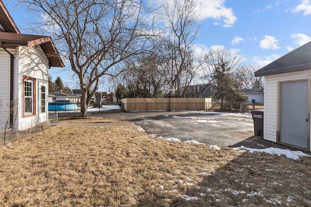 view of yard with a patio