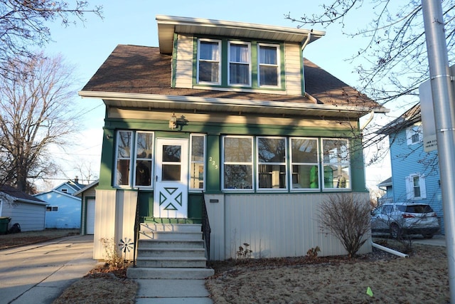 view of front of house