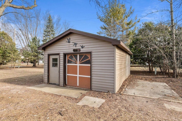 view of outdoor structure featuring a garage