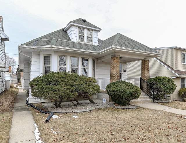 view of front of house featuring a porch