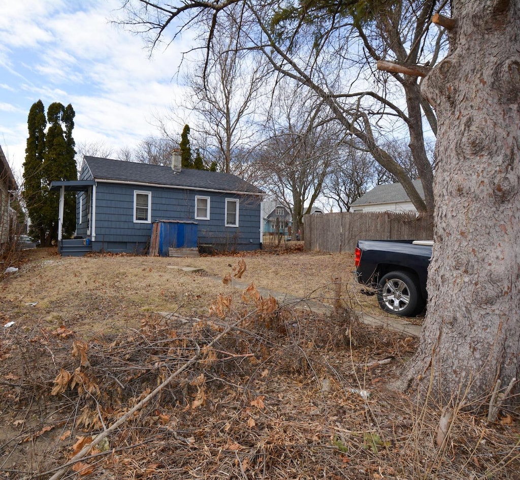 view of property exterior