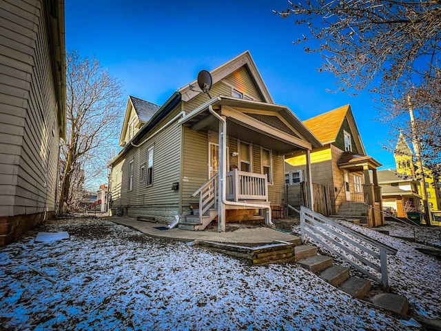 view of front of home