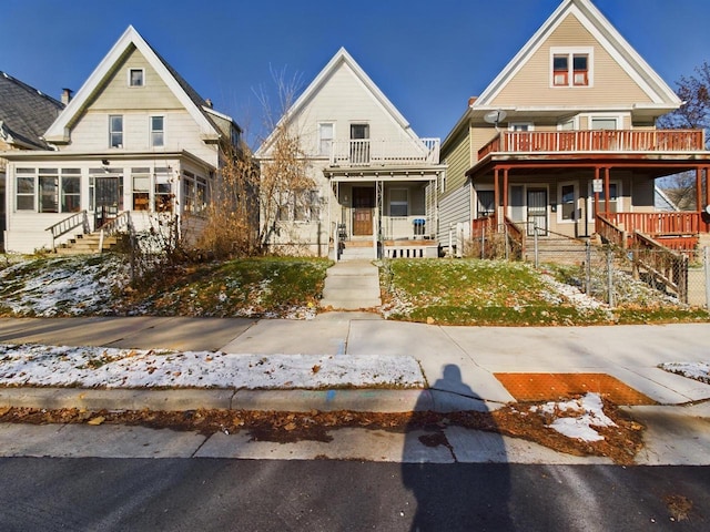 view of front of home with covered porch