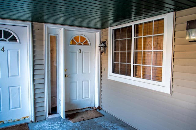 view of entrance to property