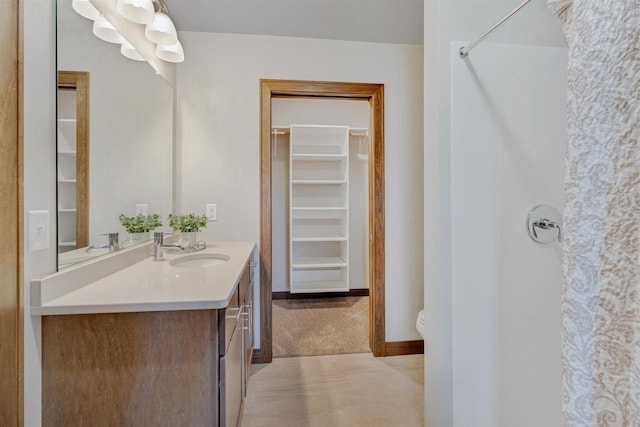 bathroom with vanity