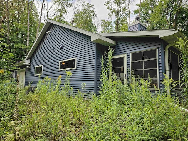 view of property exterior